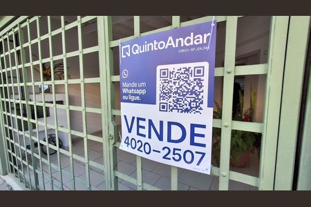 Casa à venda com 230m², 2 quartos e 1 vaga Casa à venda com 230m², 2 quartos e 1 vagaPlaquinha