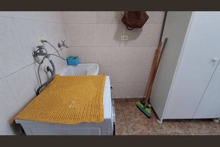 Casa à venda com 230m², 2 quartos e 1 vaga Casa à venda com 230m², 2 quartos e 1 vagaÁrea de Serviço