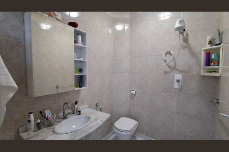 Casa à venda com 230m², 2 quartos e 1 vaga Casa à venda com 230m², 2 quartos e 1 vagaBanheiro Social