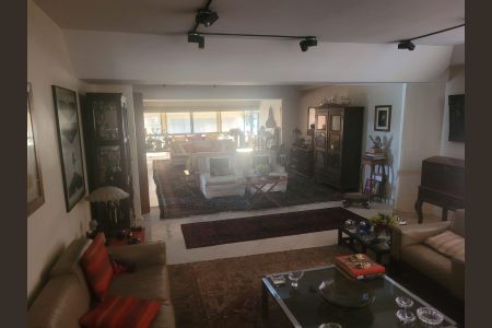 Apartamento à venda com 300m², 3 quartos e 2 vagasSala