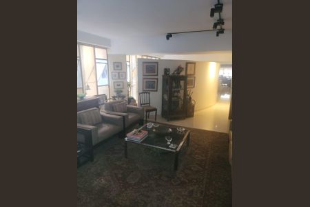 Apartamento à venda com 300m², 3 quartos e 2 vagasSala