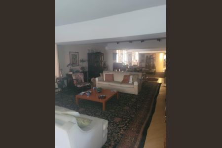 Apartamento à venda com 300m², 3 quartos e 2 vagasSala