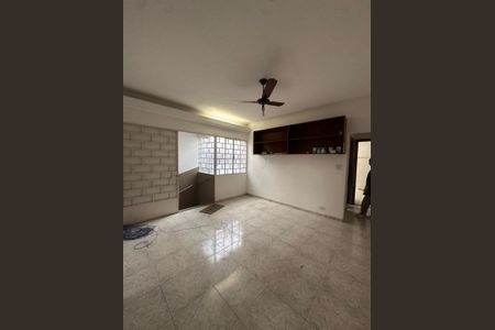 Apartamento para alugar com 70m², 2 quartos e sem vaga Apartamento para alugar com 70m², 2 quartos e sem vagaFoto 02