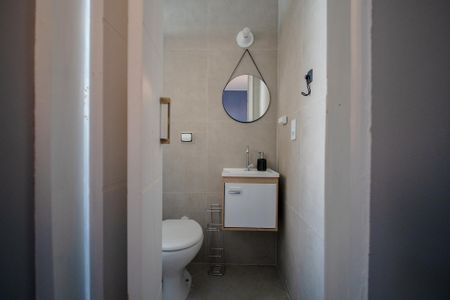 Casa à venda com 670m², 6 quartos e 6 vagasBanheiro suíte 5