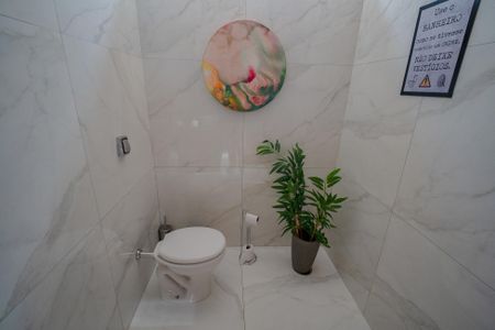 Casa à venda com 670m², 6 quartos e 6 vagasLavabo