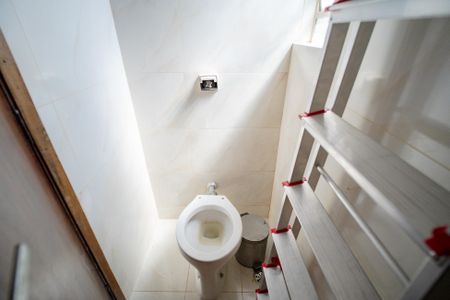 Casa à venda com 670m², 6 quartos e 6 vagasBanheiro Sala de Jogos