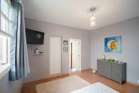 Casa à venda com 670m², 6 quartos e 6 vagasSuíte 5