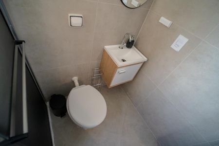 Casa à venda com 670m², 6 quartos e 6 vagasBanheiro suíte 5