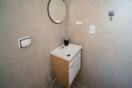 Casa à venda com 670m², 6 quartos e 6 vagasBanheiro suíte 5