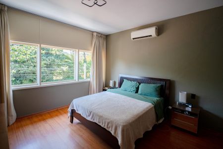 Casa à venda com 670m², 6 quartos e 6 vagasSuíte 1