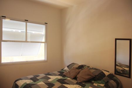 Quarto 2 de apartamento para alugar com 2 quartos, 72m² em Embaré, Santos