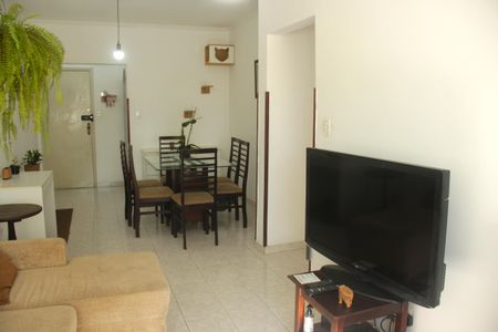 Sala de apartamento para alugar com 2 quartos, 72m² em Embaré, Santos