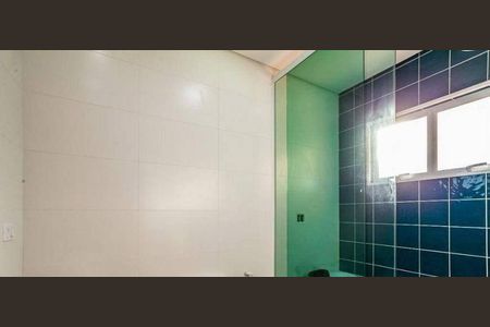 Casa à venda com 3 quartos, 340m² em Vila Linda, Santo André