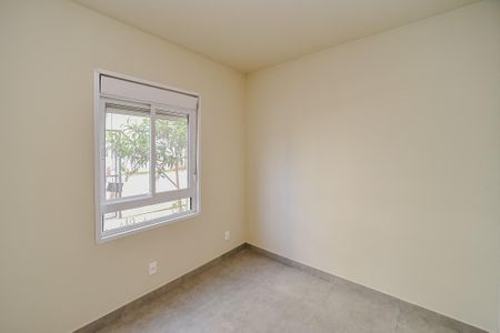 Quarto 2 de apartamento para alugar com 2 quartos, 50m² em Parque Santa Fé, Porto Alegre