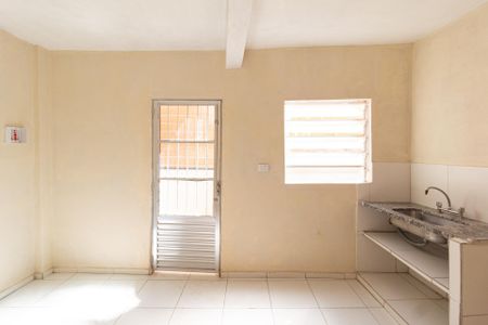Studio de casa para alugar com 1 quarto, 30m² em Jardim Carapicuiba, Carapicuíba