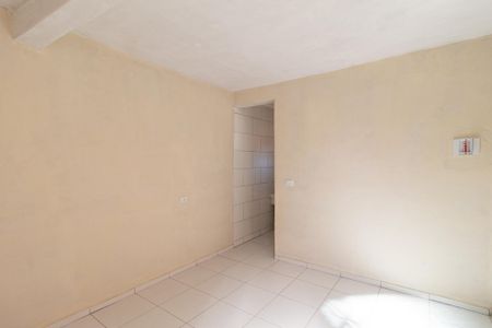 v de casa para alugar com 1 quarto, 30m² em Jardim Carapicuiba, Carapicuíba