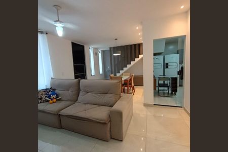 Casa de condomínio para alugar com 105m², 3 quartos e sem vaga