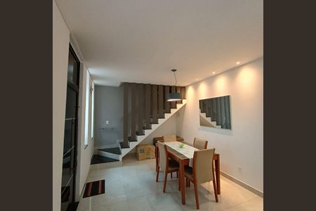 Casa de condomínio para alugar com 105m², 3 quartos e sem vaga