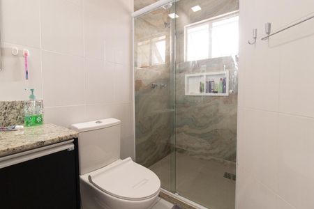 Casa para alugar com 153m², 3 quartos e 2 vagasBanheiro Social