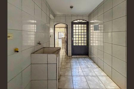 Casa para alugar com 200m², 3 quartos e 2 vagas Casa para alugar com 200m², 3 quartos e 2 vagasÁrea de Serviço