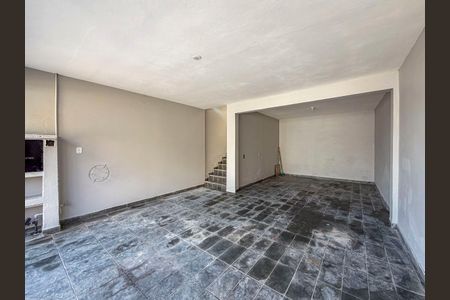 Casa para alugar com 200m², 3 quartos e 2 vagas Casa para alugar com 200m², 3 quartos e 2 vagasGaragem