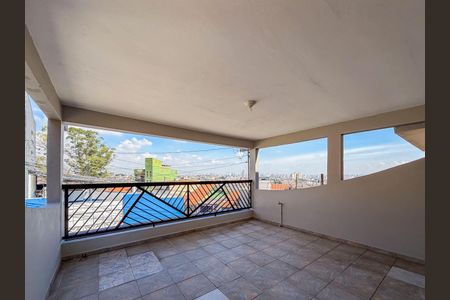 Casa para alugar com 200m², 3 quartos e 2 vagas Casa para alugar com 200m², 3 quartos e 2 vagasVaranda da Sala