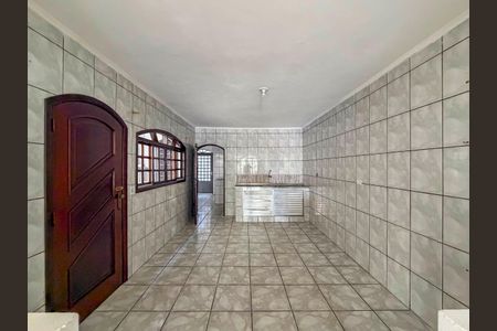 Casa para alugar com 200m², 3 quartos e 2 vagas Casa para alugar com 200m², 3 quartos e 2 vagasCozinha