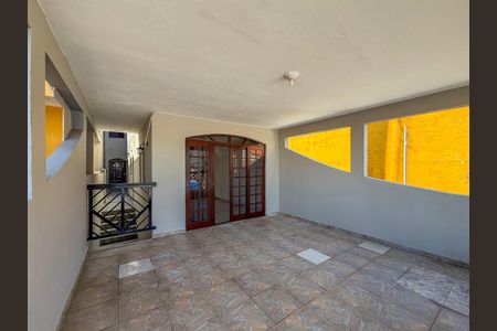 Varanda da Sala de casa para alugar com 3 quartos, 200m² em Jardim Marek, Santo André