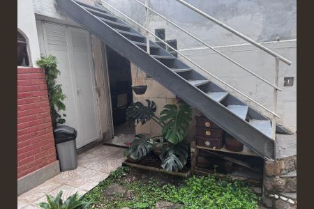 Casa à venda com 280m², 2 quartos e 2 vagas