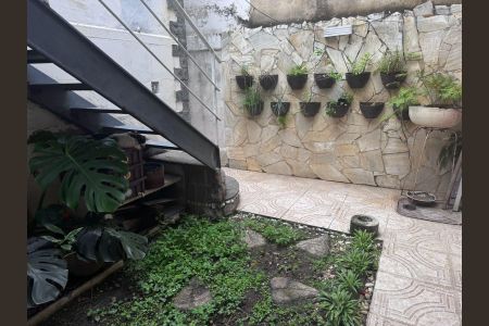 Casa à venda com 280m², 2 quartos e 2 vagas