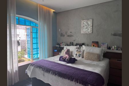 Casa à venda com 280m², 2 quartos e 2 vagas