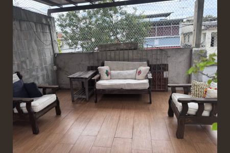 Casa à venda com 280m², 2 quartos e 2 vagas