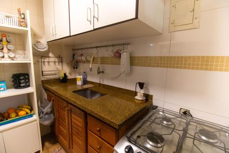 Apartamento à venda com 62m², 2 quartos e sem vagaCozinha e Área de Serviço