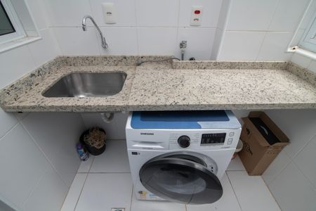 Apartamento para alugar com 98m², 2 quartos e 1 vagaÁrea de Serviço
