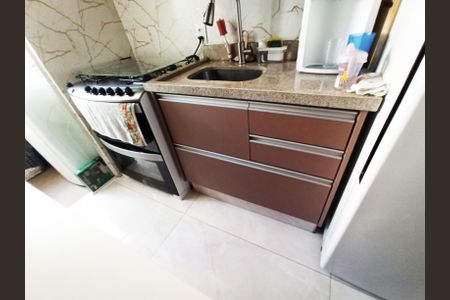 Apartamento para alugar com 44m², 2 quartos e 1 vagaDetalhe - Cozinha