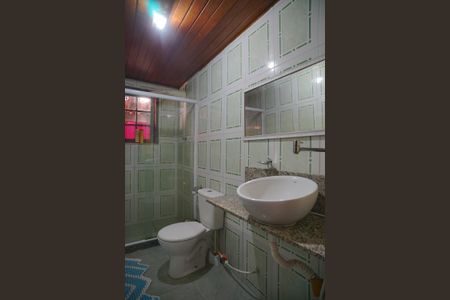 Casa para alugar com 450m², 3 quartos e 3 vagasBanheiro Social