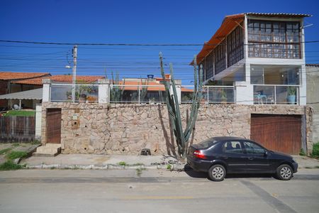 Casa para alugar com 450m², 3 quartos e 3 vagasFachada
