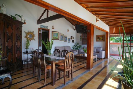 Casa para alugar com 450m², 3 quartos e 3 vagasSala