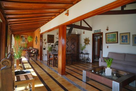 Sala de casa para alugar com 3 quartos, 450m² em Eldorado, Maricá