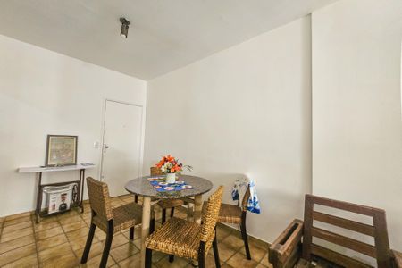 Apartamento para alugar com 2 quartos, 75m² em Jardim Tres Marias, Guarujá