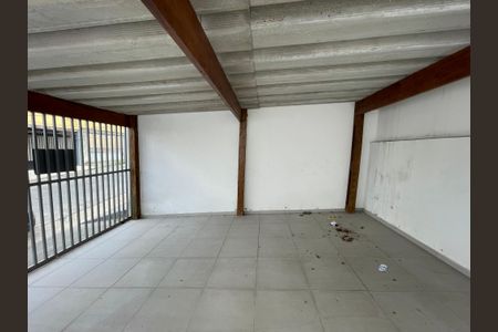 Casa à venda com 156m², 3 quartos e 1 vaga Casa à venda com 156m², 3 quartos e 1 vagaGaragem