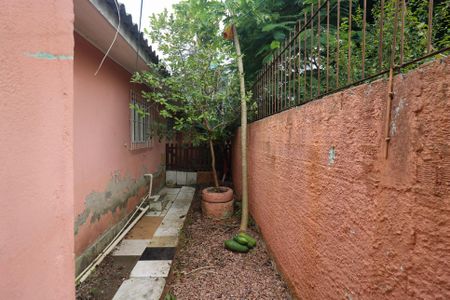 Casa à venda com 44m², 2 quartos e sem vagaQuintal 1