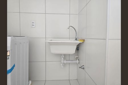 Apartamento à venda com 34m², 2 quartos e sem vaga Apartamento à venda com 34m², 2 quartos e sem vagaCozinha e Área de Serviço
