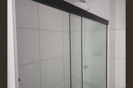 Apartamento à venda com 34m², 2 quartos e sem vaga Apartamento à venda com 34m², 2 quartos e sem vagaBanheiro Social