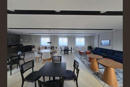 Apartamento à venda com 34m², 2 quartos e sem vaga
