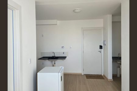 Apartamento à venda com 34m², 2 quartos e sem vaga Apartamento à venda com 34m², 2 quartos e sem vagaSala