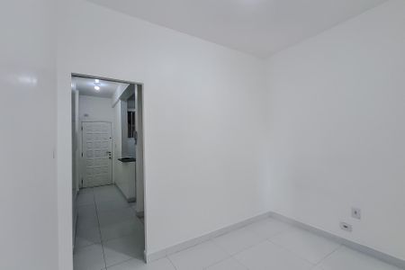 Studio à venda com 28m², 1 quarto e sem vagaSuíte