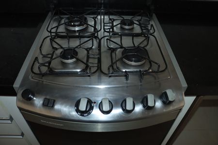 Apartamento para alugar com 3 quartos, 54m² em Jardim Isis, Cotia