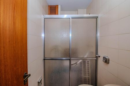 Apartamento à venda com 503m², 4 quartos e 4 vagasBanheiro Auxiliar