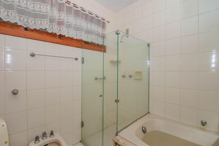 Apartamento à venda com 503m², 4 quartos e 4 vagasBanheiro da Suíte